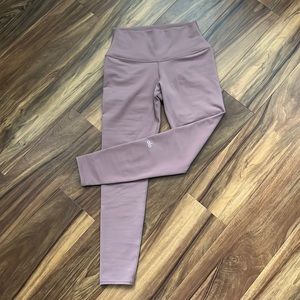 Alo 7/8 Length Airbrush Legging